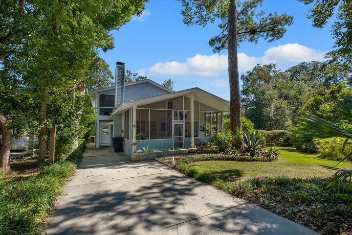 Property Photo:  1501 Grape Street  FL 32303 