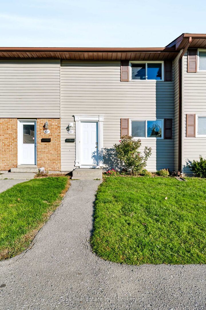 Property Photo:  996 Sydenham Road 61  ON K9J 7V7 