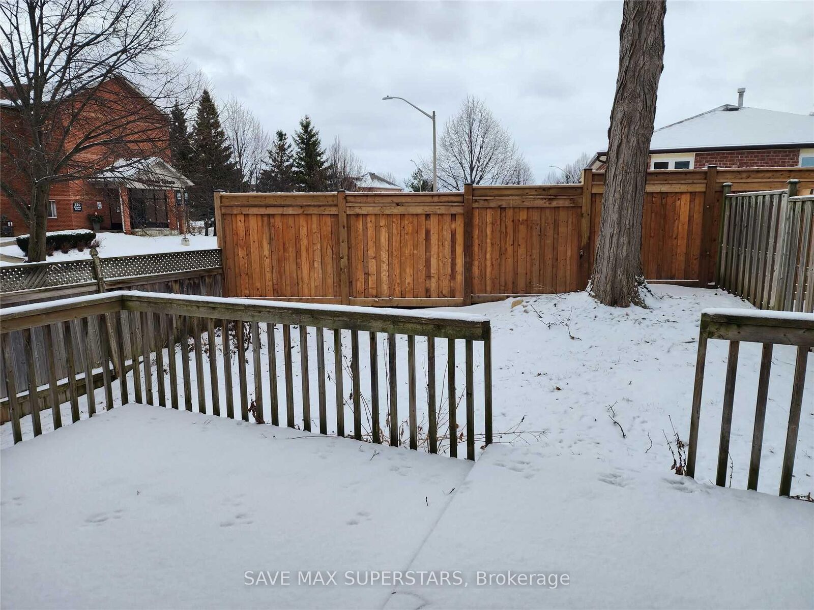 Property Photo:  1 Lister Drive  ON L4N 0L4 