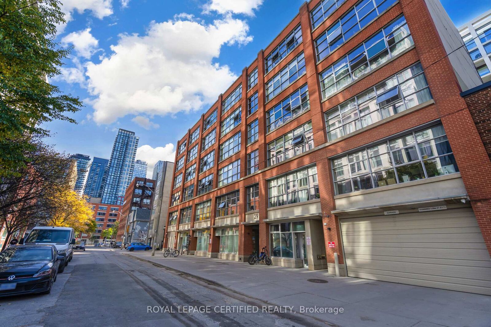 Property Photo:  29 Camden Street 603  ON M5V 3N3 