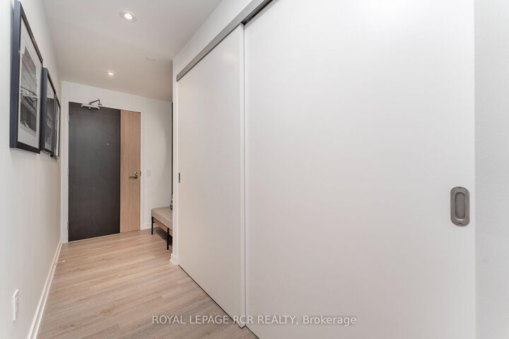 Property Photo:  48 Power Street 1711  ON M5A 0V3 