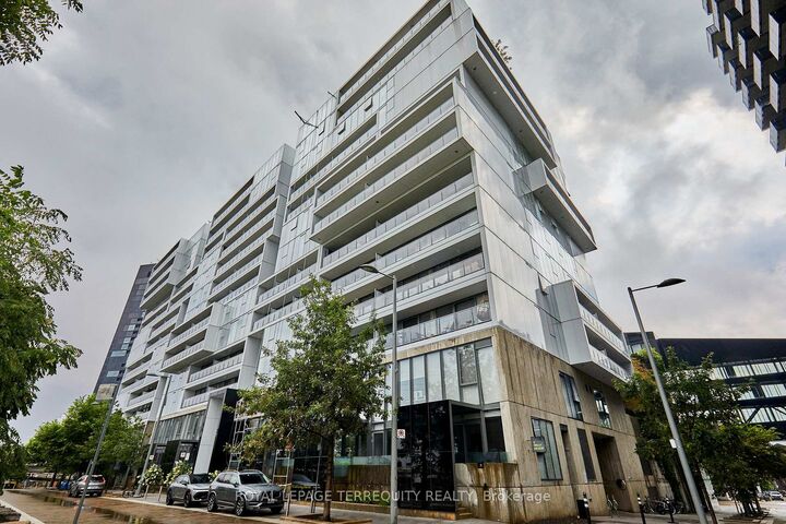 Property Photo: 32 Trolley Crescent 702 ON M5A 0E8