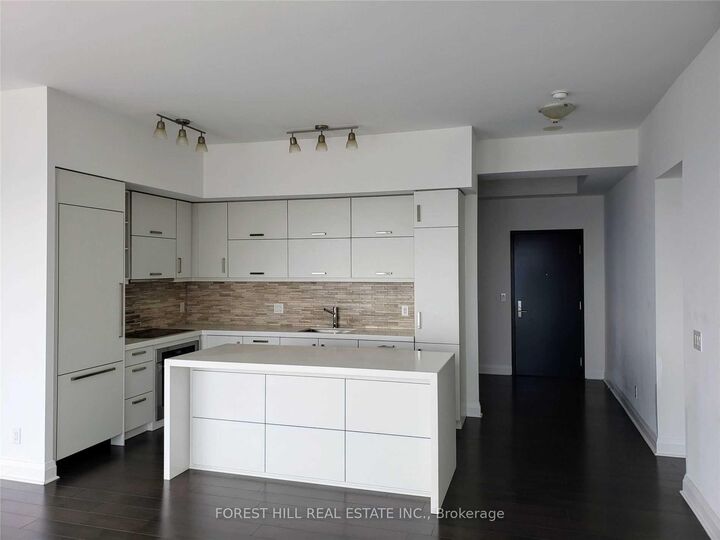 Property Photo:  1080 Bay Street 4902  ON M5S 0A5 