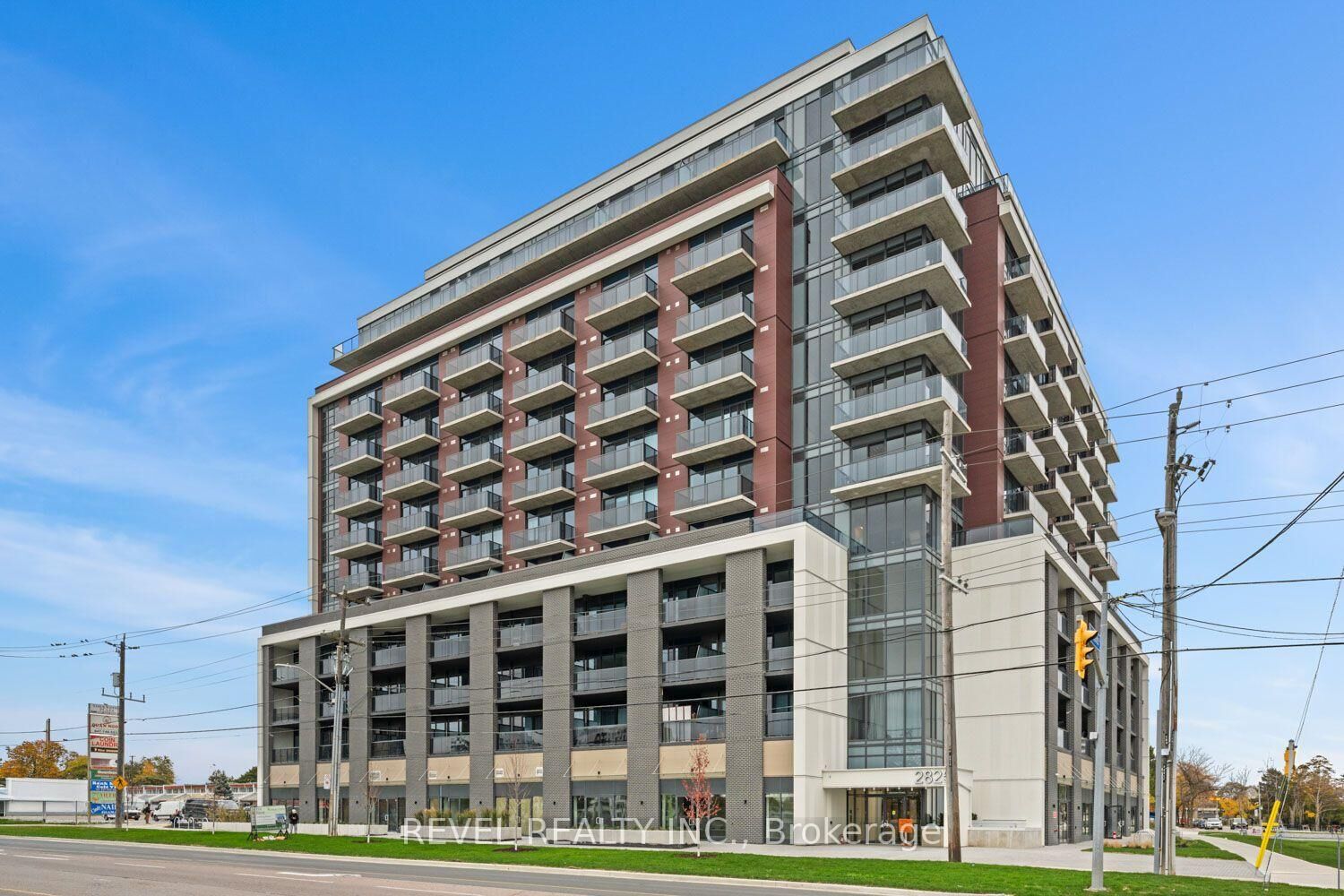 Property Photo:  2825 Jane Street 807  ON M3N 0A8 