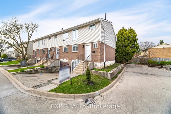 Photo de la propriété:  120 Quigley Road 19  ON L8K 6L4 