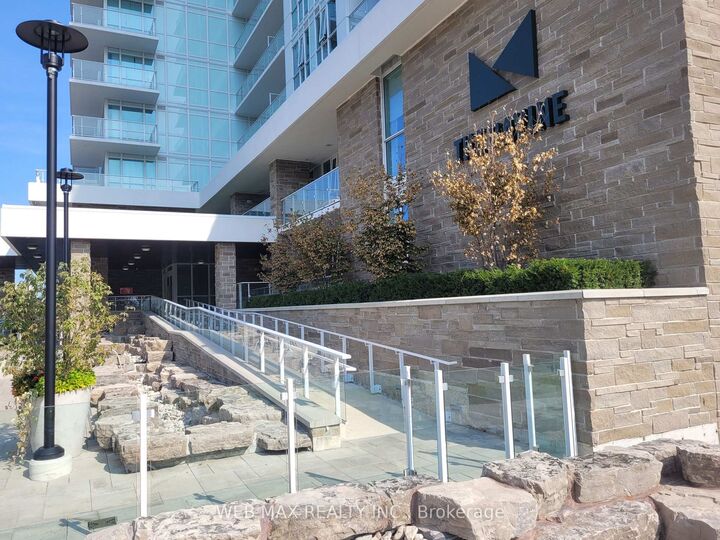 Property Photo: 10 Deerlick Court 1017 ON M3A 0A7