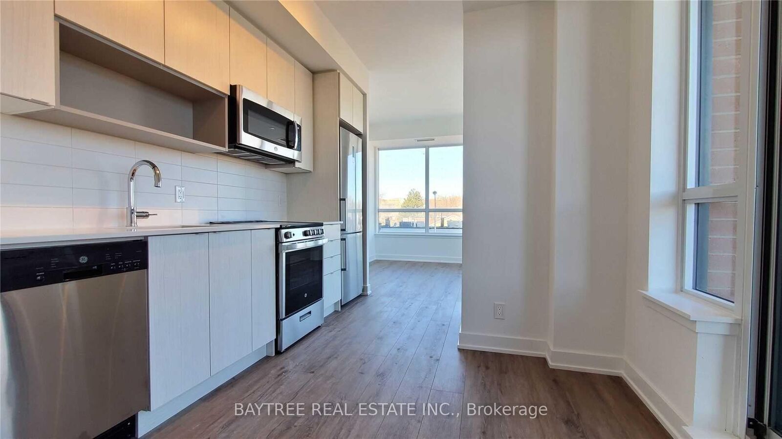Property Photo:  630 Greenwood Avenue 314  ON M4J 4B2 