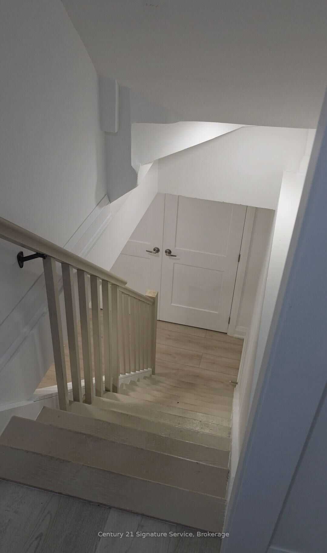 Property Photo:  223 Hickling Trail Basement  ON L4M 5W6 