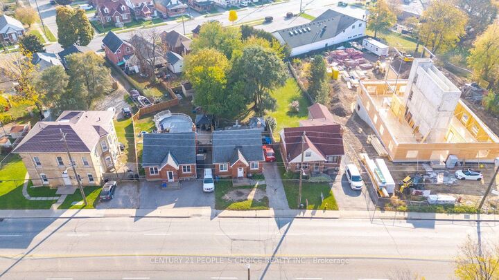 Property Photo:  259 West Street  ON N3R 3V4 