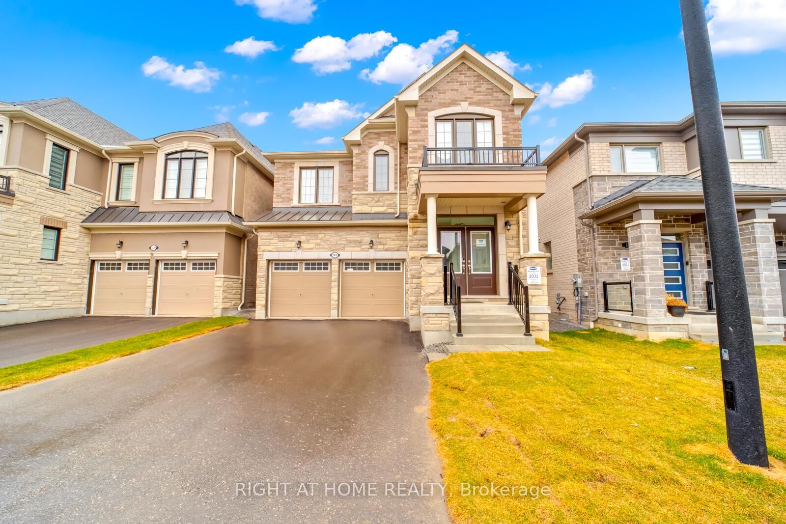 Property Photo:  1410 Swallowtail Lane  ON L0H 1J0 