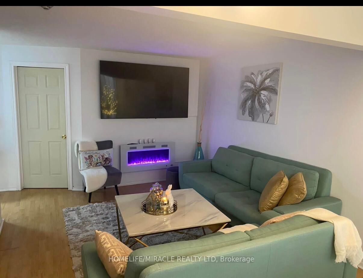 Property Photo:  41 Markbrook Lane 216  ON M9V 5E6 