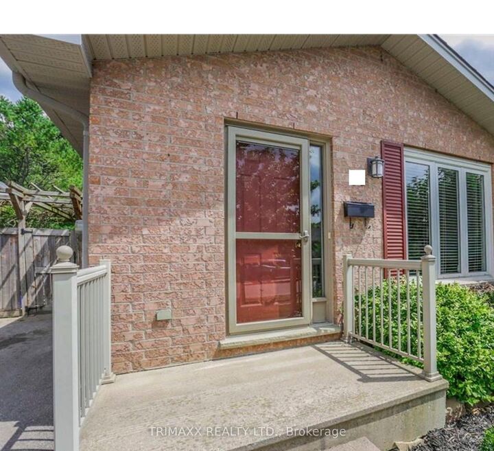 Property Photo:  54 Tanoak Drive  ON N6G 5A1 