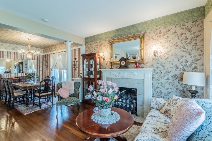 Property Photo:  302 Alva Street  TX 76578 