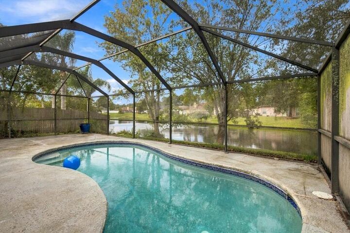 Property Photo:  5615 Blue Pacific Drive  FL 32257 