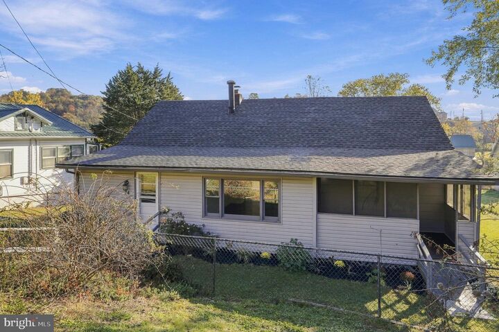 Property Photo: 74 City View Avenue WV 26767