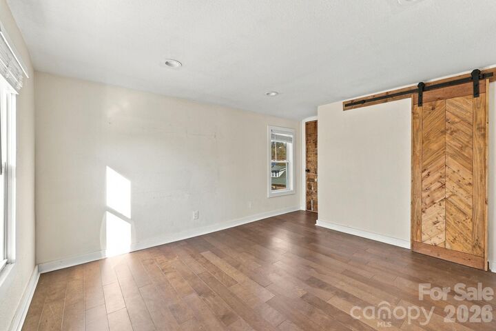 Property Photo:  938 N Main Street  NC 28716 