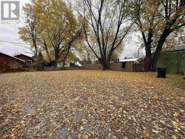 Property Photo: 682 Wellington St ON P6C 3V2