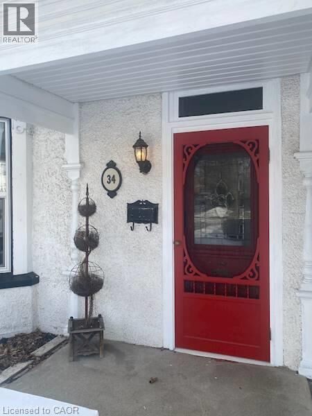 Property Photo:  34 Chisholm Street  ON N1R 4B2 