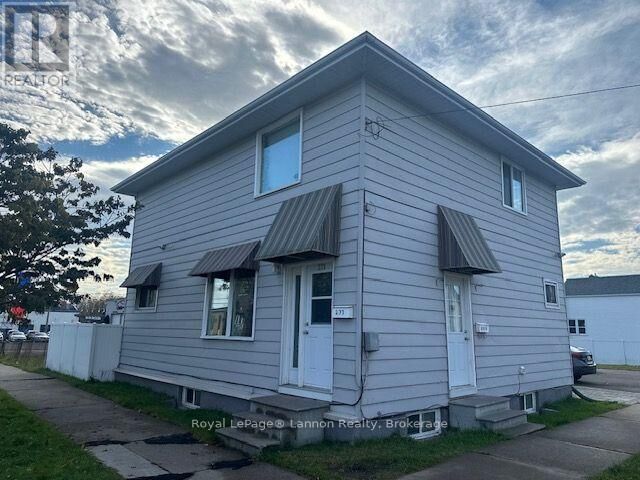 Property Photo:  271 Wilson Street  ON P7B 1N1 