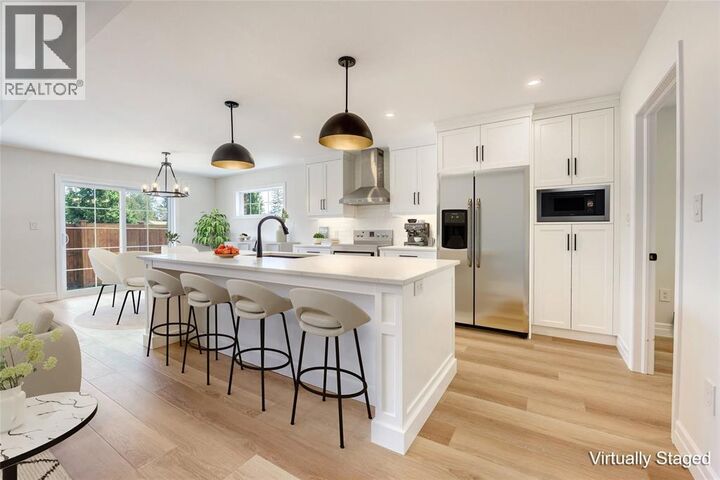 Property Photo: 3808 Turnberry Lane ON N0N 1E0