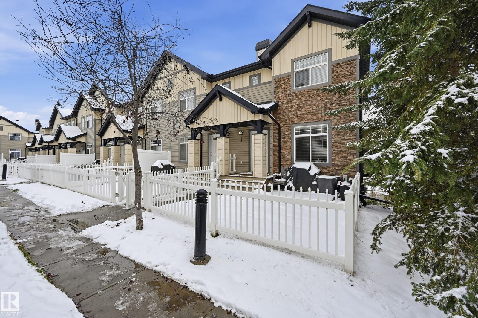 Property Photo:  465 Hemingway Road NW 58  AB T6M 0J7 