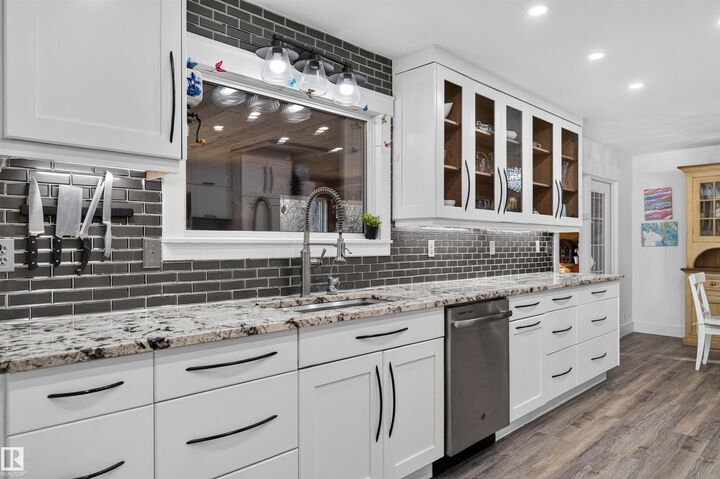 Property Photo: 52313 Rge Road 232 386 AB T8B 1B7
