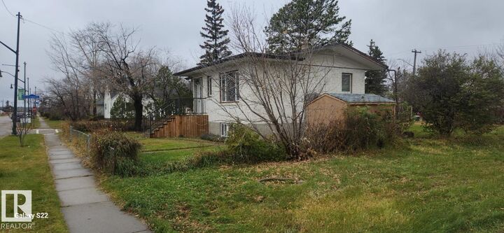Property Photo:  5212 50 Avenue  AB T0B 2R0 