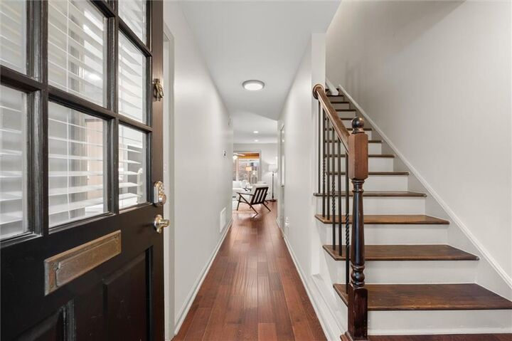 Property Photo:  6700 Roswell Road 19B  GA 30328 