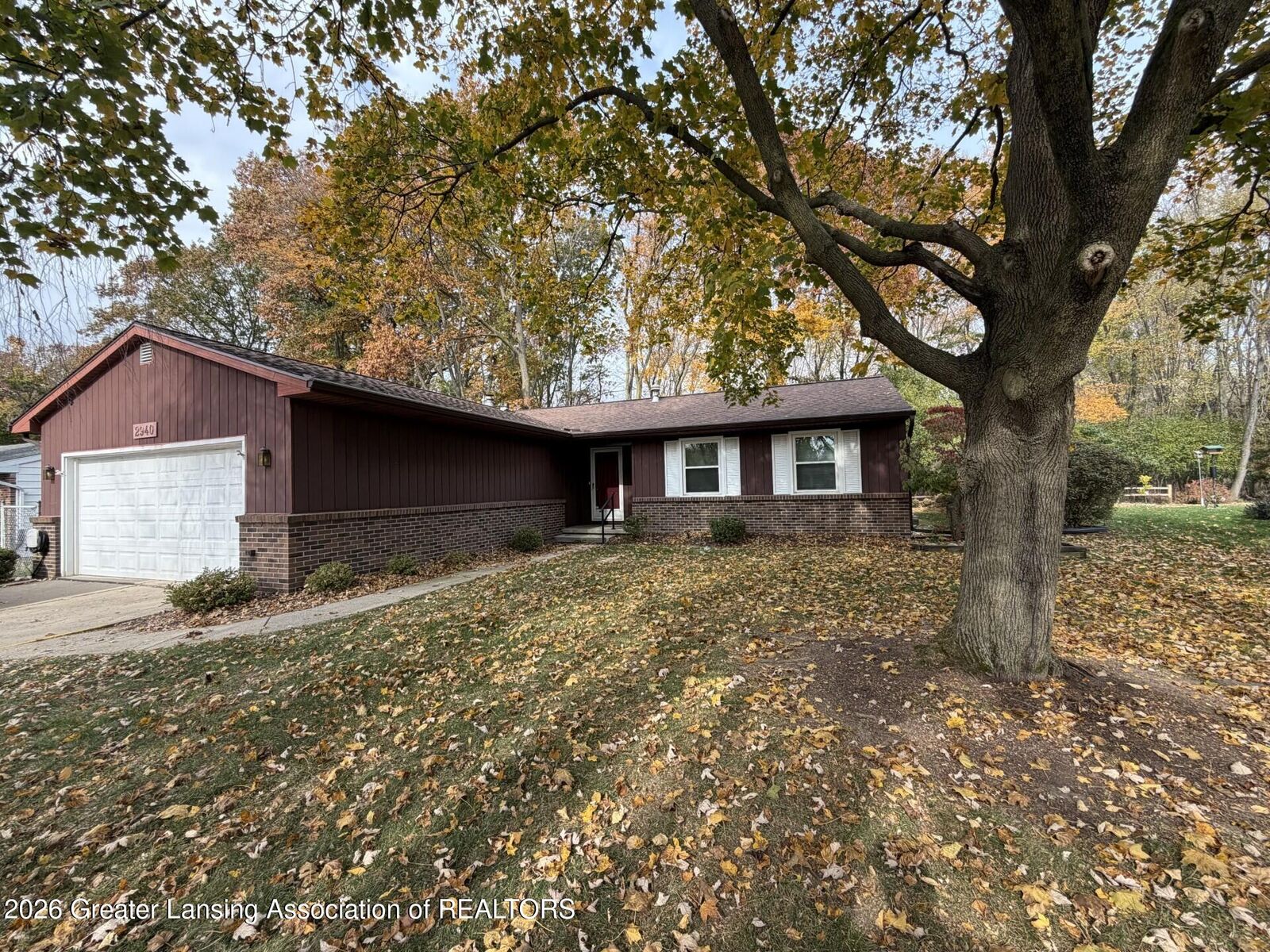 Property Photo:  2940 Footman Drive  MI 48823 
