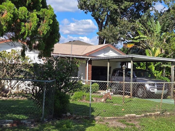 Property Photo:  3205 W Paxton Avenue  FL 33611 