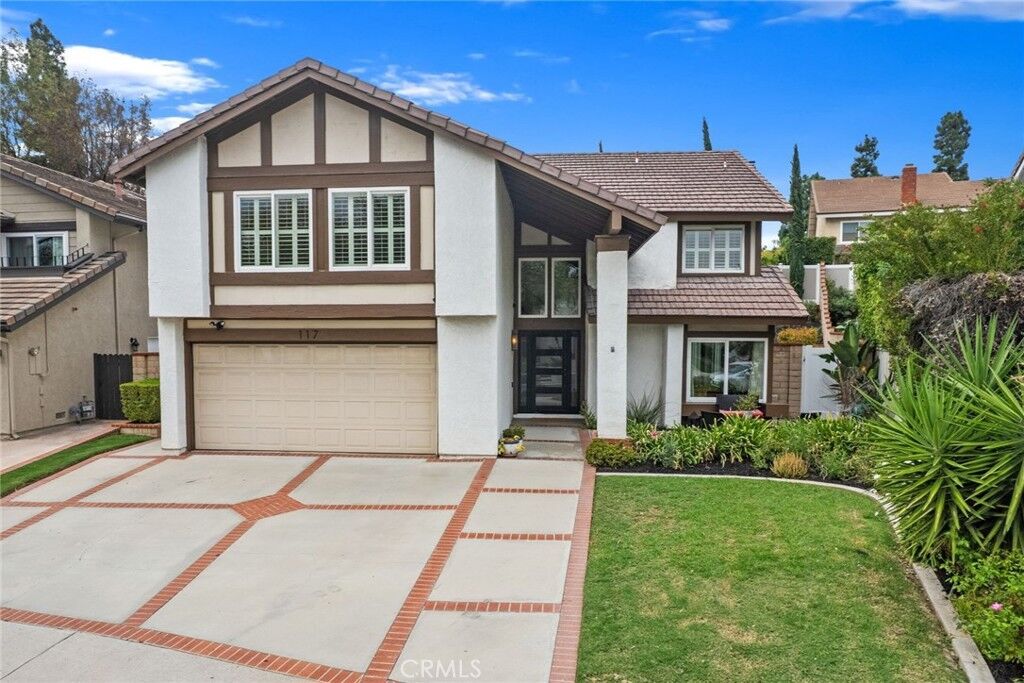 Property Photo: 117 N Thistle Road CA 92821