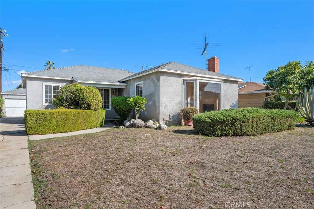 Property Photo: 5627 Bowcroft Street CA 90016