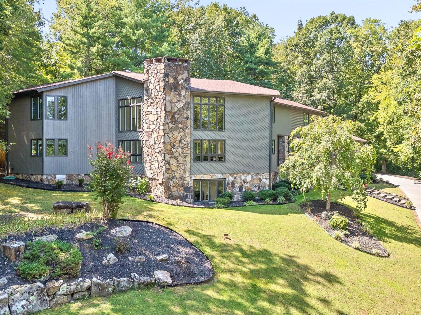 Property Photo:  1108 W River Hills Drive  TN 37415 