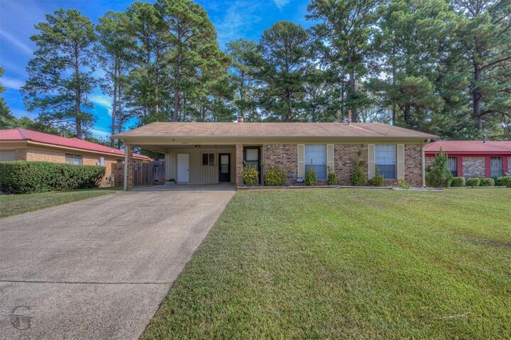 Property Photo:  6205 Alameda Drive  LA 71119 