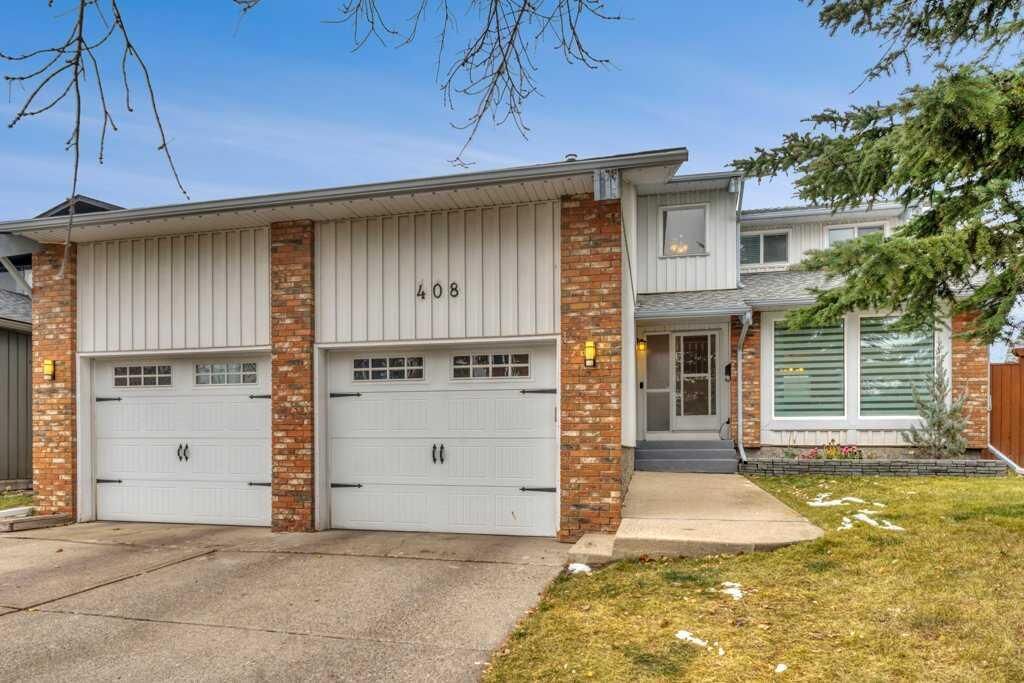 Property Photo:  408 Woodside Road SW  AB T2W 3J7 