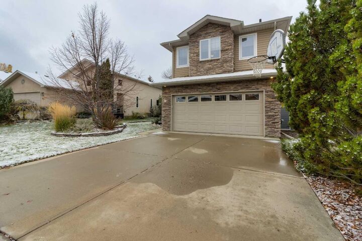 Property Photo:  38 Riverpark Boulevard W  AB T1K 7S7 