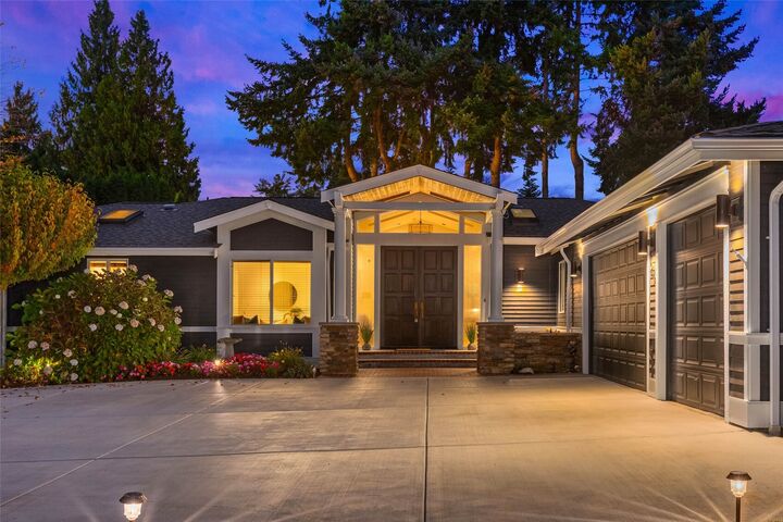 Property Photo:  24  Skagit Key  WA 98006 