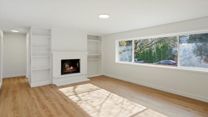 Property Photo:  5005  217th Street SW  WA 98043 