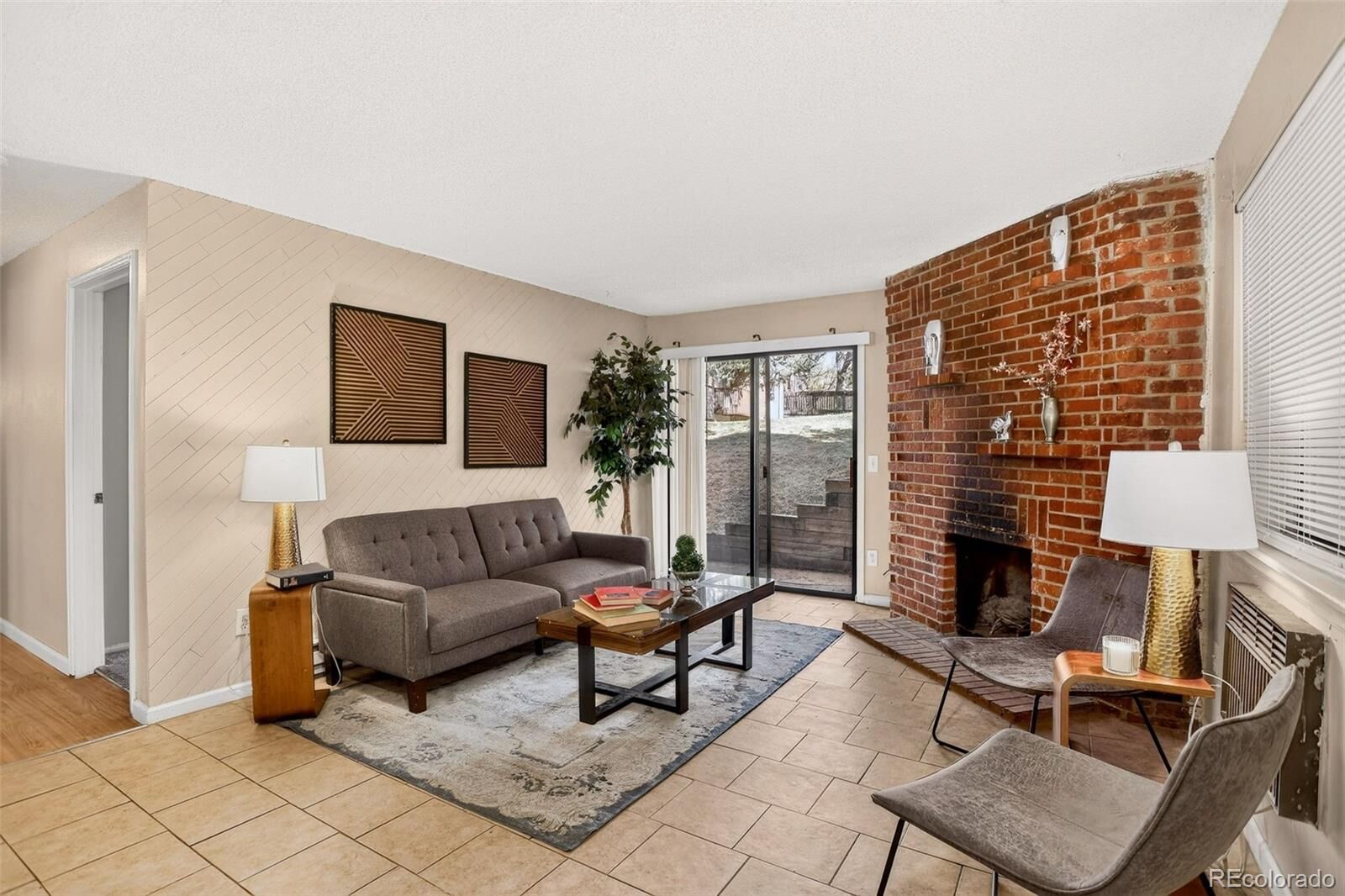 Property Photo:  14652 E 2nd Avenue 103  CO 80011 