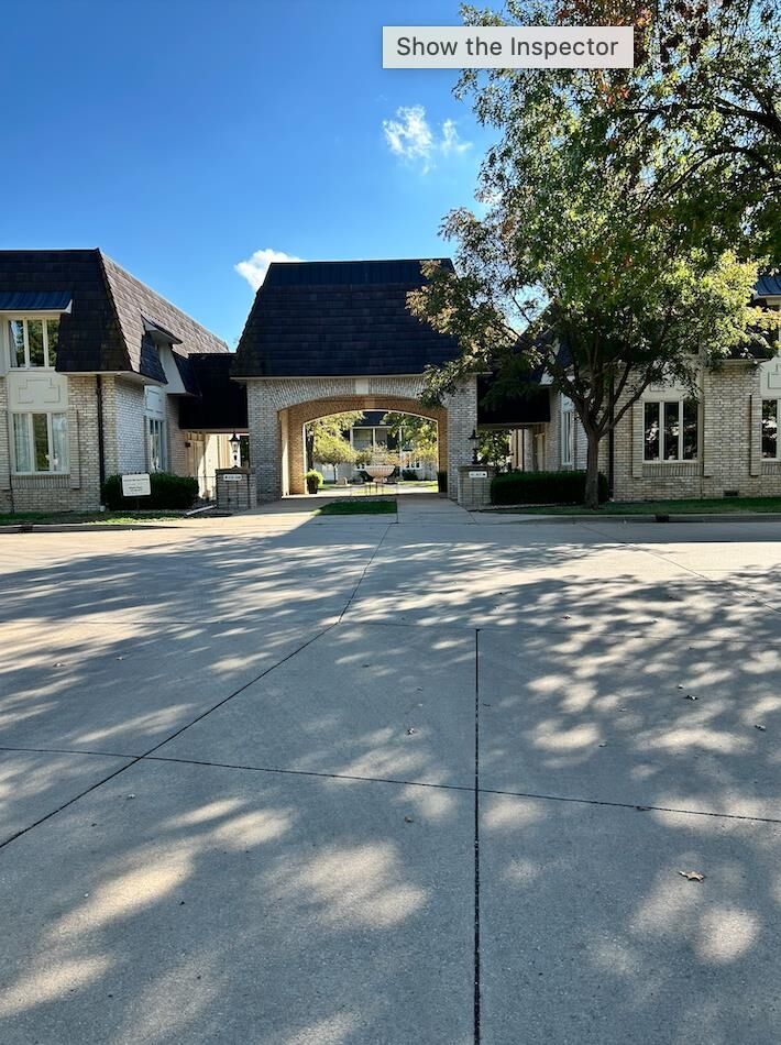 Property Photo:  7077 E Central #32  KS 67206-1934 