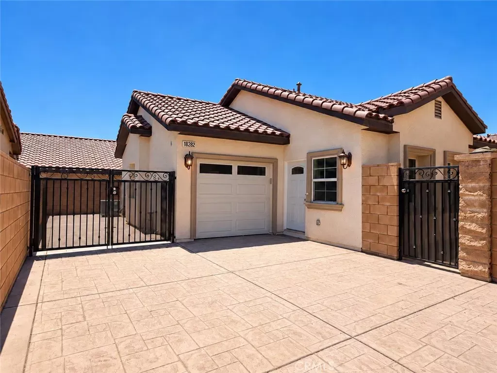 Property Photo: 18281 Montgomery 2 CA 92336