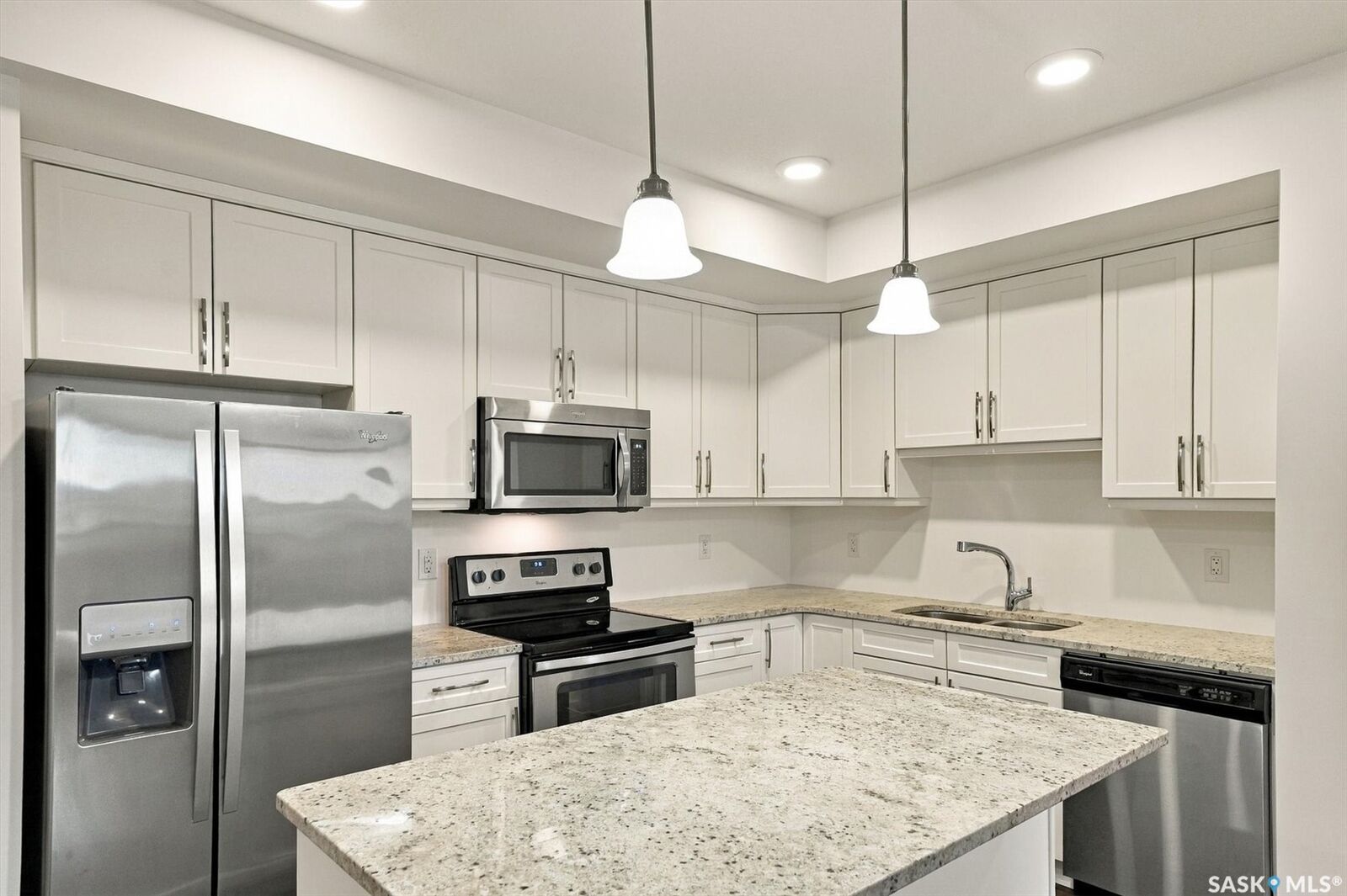Property Photo: 770 Childers Crescent 309 SK S7L 6W1