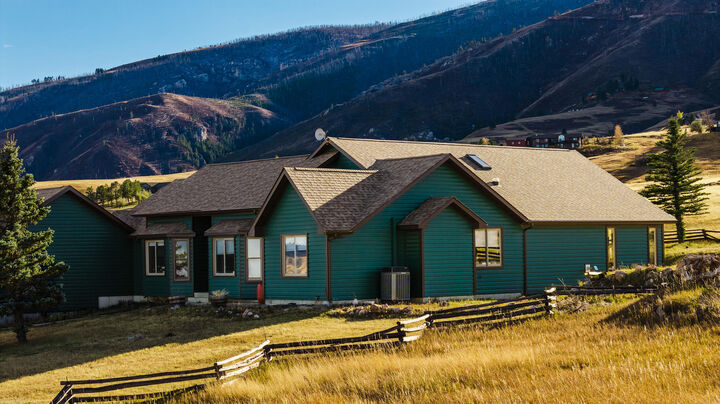 Property Photo:  8 Lower Hideaway Lane  WY 82833 