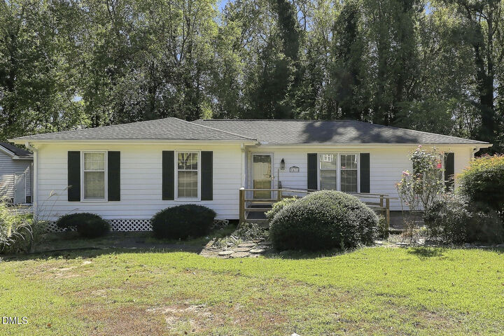 Property Photo: 5512 Old Forge Circle NC 27609