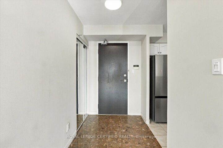 Property Photo: 29 Northern Heights 606 ON L4B 4L8