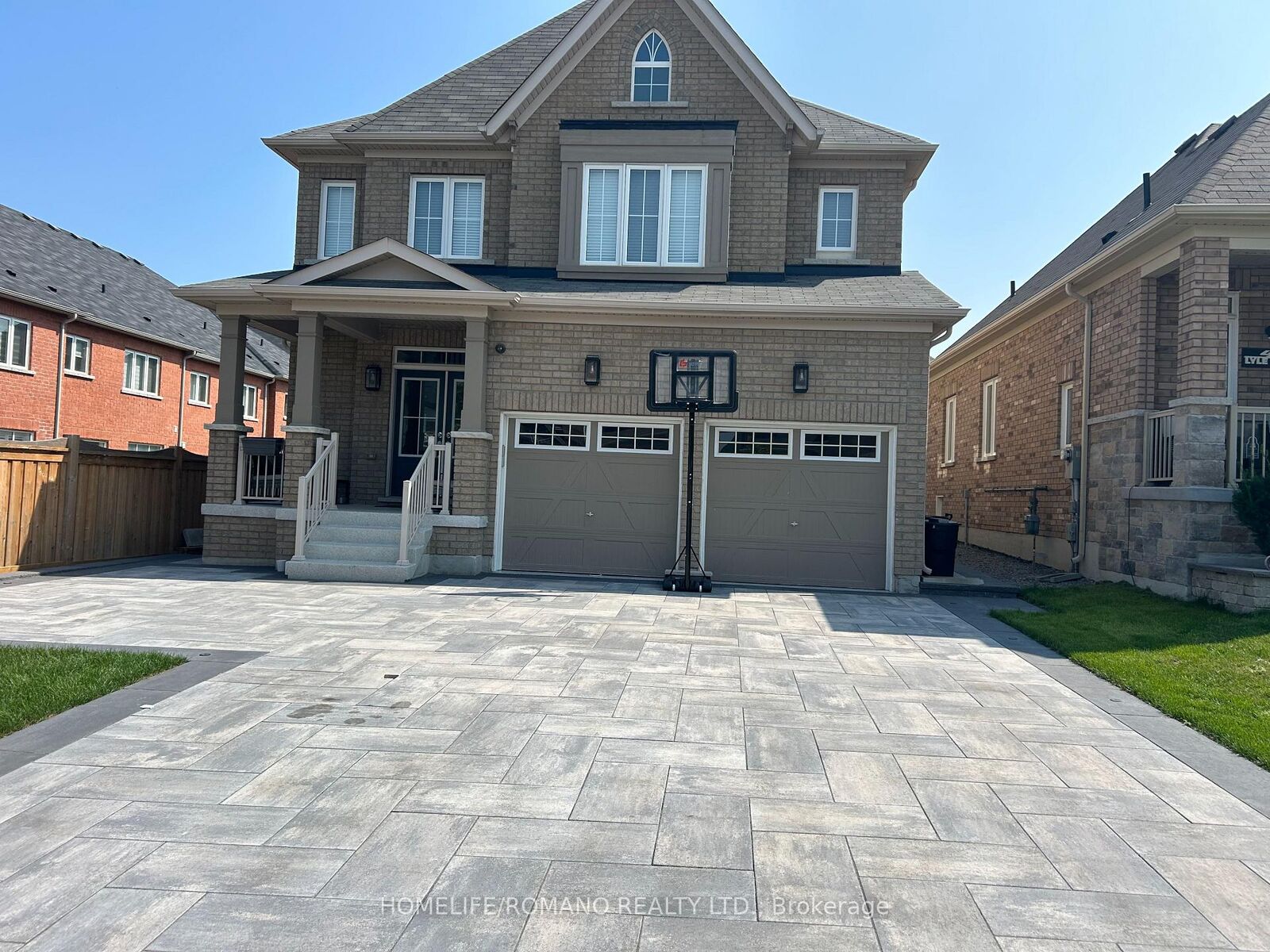 Property Photo:  50 Lyle Drive  ON L1C 0V8 