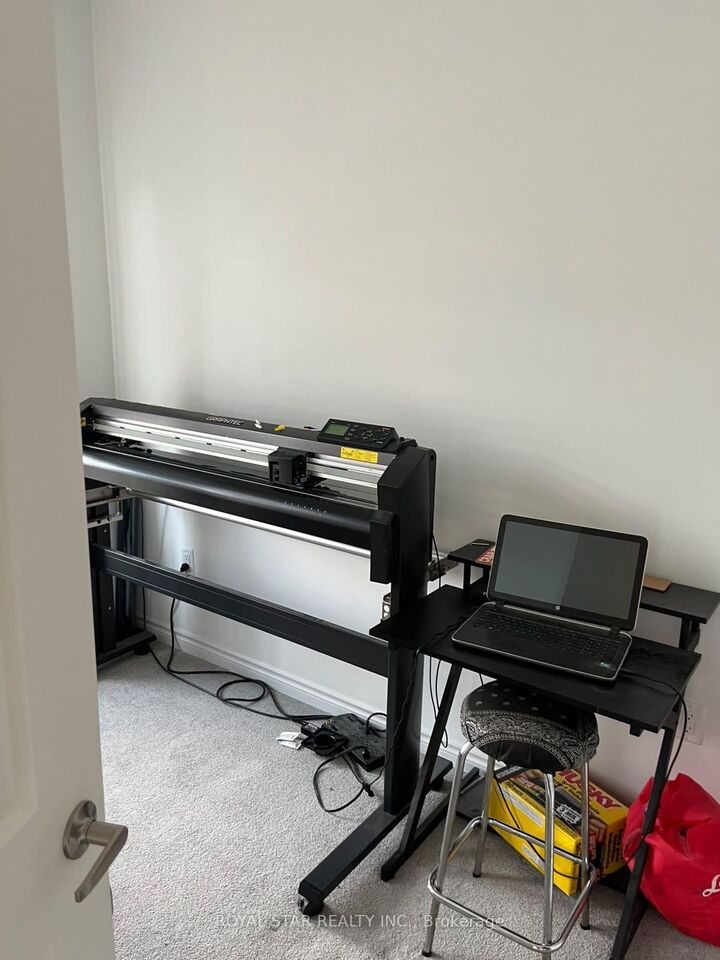 Property Photo:  20 Melmar Street  ON L7A 0B6 