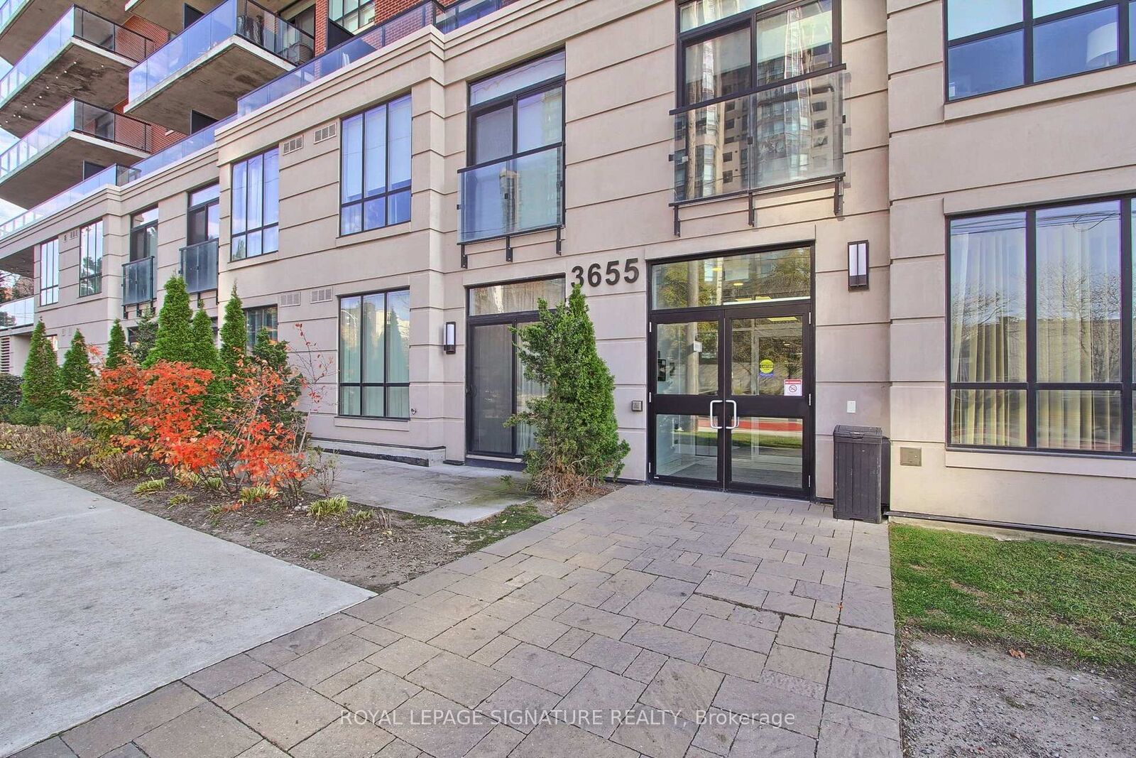 Property Photo: 3655 Kingston Road 817 ON M1M 0E2