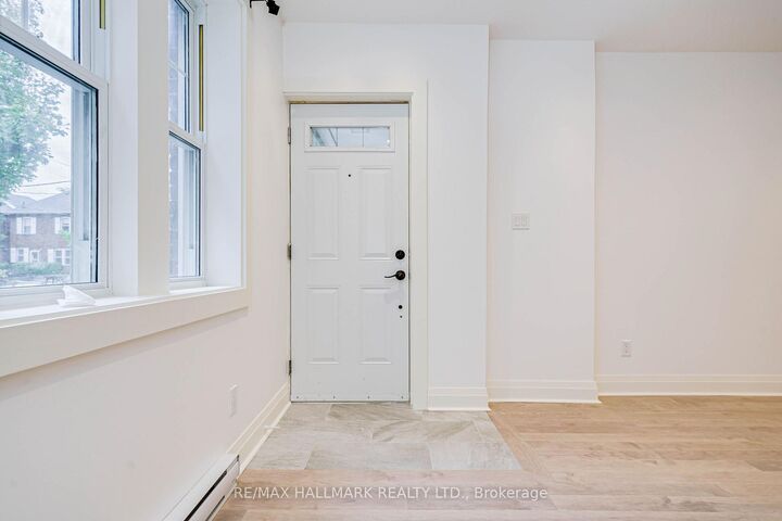Property Photo: 27 Preston Place B ON M4N 2T1