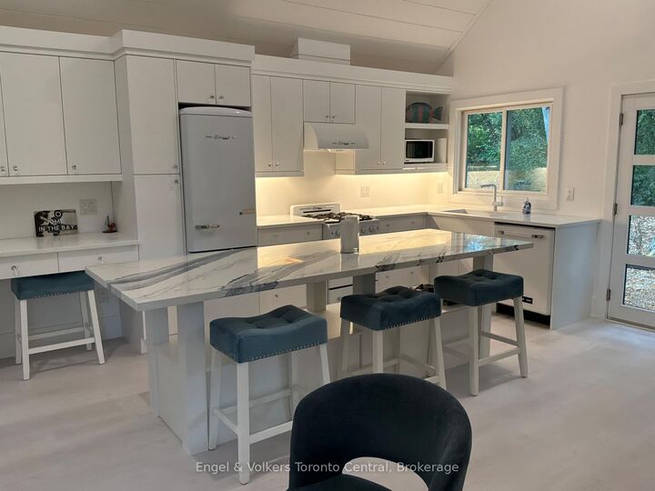 Property Photo:  91 Lakeshore Drive  ON N0H 2P0 
